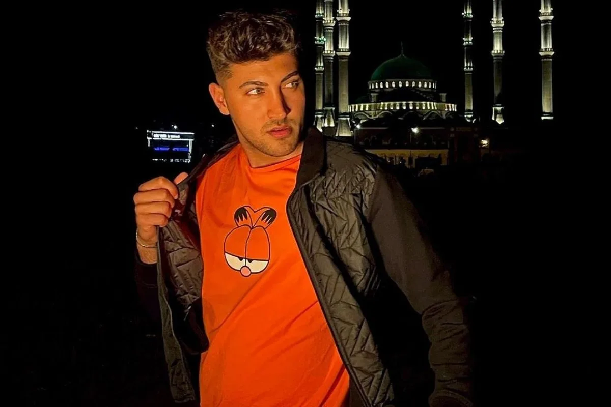 sponzi kimdir